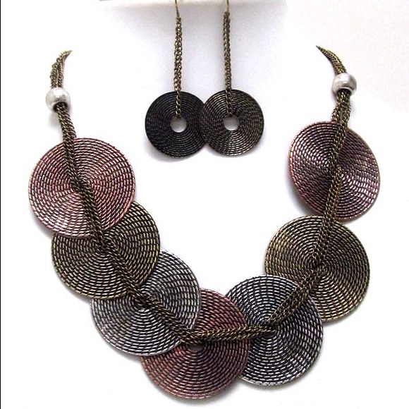 Red & brown circle set