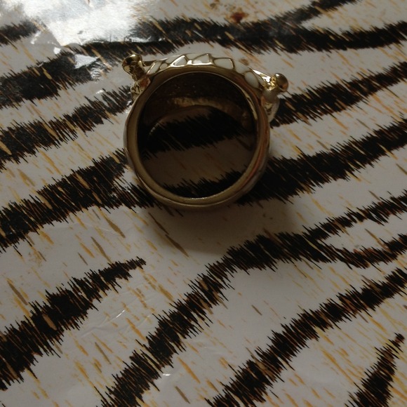 Owl Ring - Picture 2 of 2