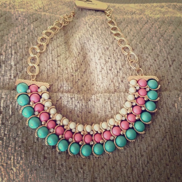 🌸No longer for sale🌸 gave to a friend. necklace