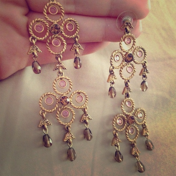 Gorgeous chandelier earrings
