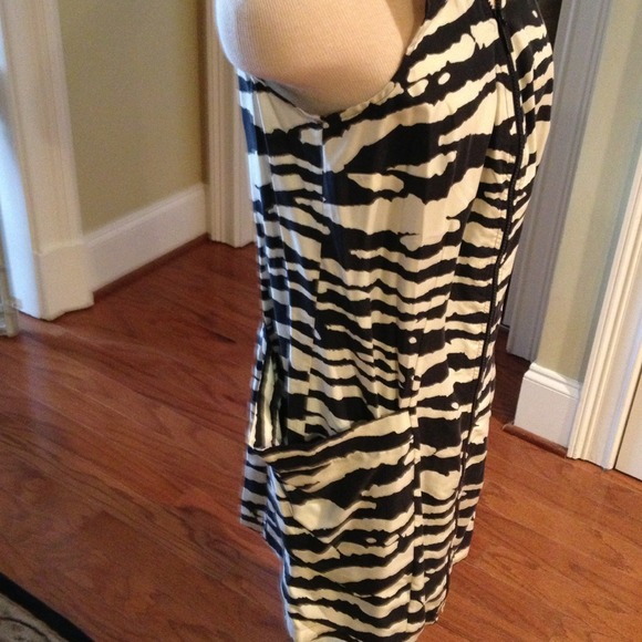 SOLD Michael Kors dress🌟🌟bundle @bayleebanks💥💥 - Picture 2 of 4