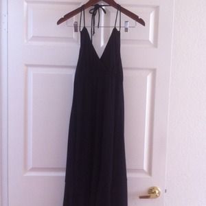 1 black dress, 3 styles