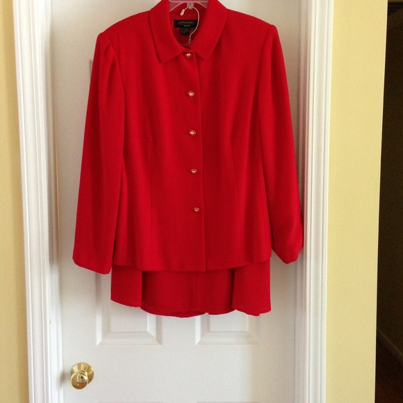 Red skirt suit