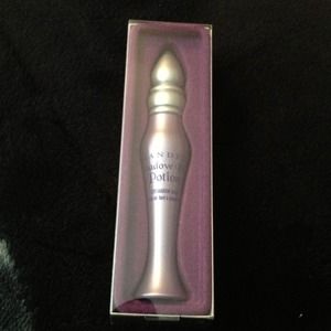 💢SOLD💢 Urban Decay Eyeshadow Primer Potion