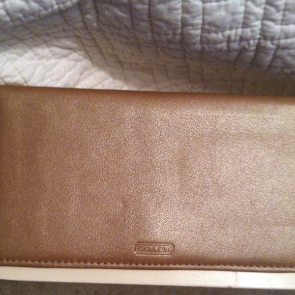 100% authentic coach