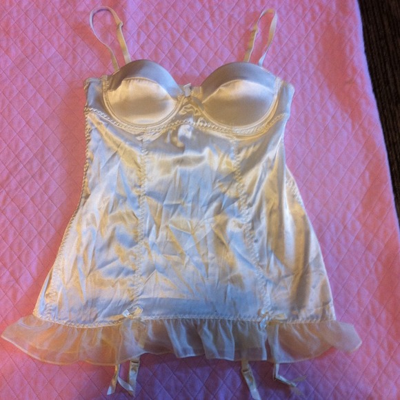 Sold in bundle VS "Sexy Little Things" lingerie