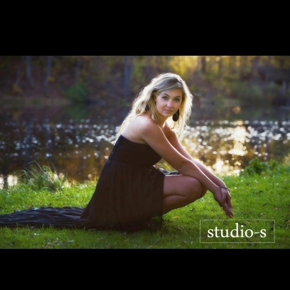 Black high low prom dress - Picture 1 of 3