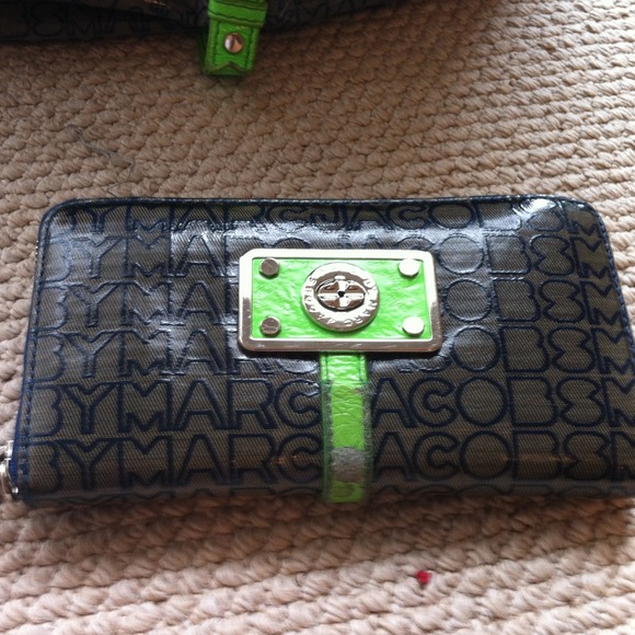 Authentic Marc Jacobs Large Bag & matching Wallet - Picture 2 of 4