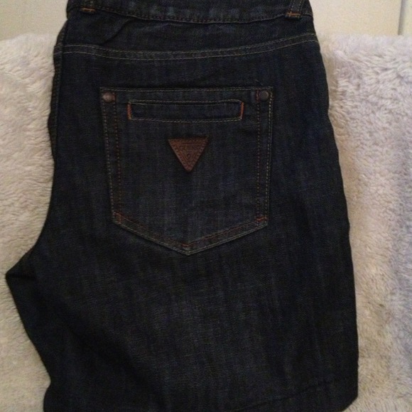 Guess shorts - Picture 4 of 4