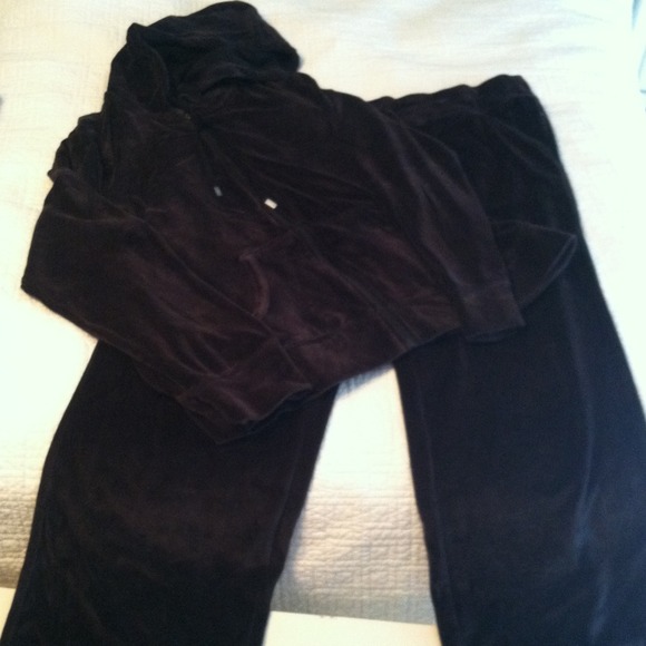 Brand new WOT.. Velour lounge suit