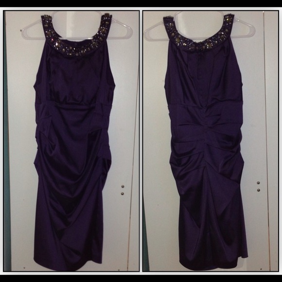 Gorgeous Formal Dress by Suzi CHIN - Picture 2 of 4