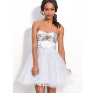 💙Reserved💙White sequin prom dress! PRICE REDUCED