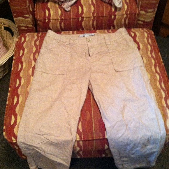 Khaki Capris