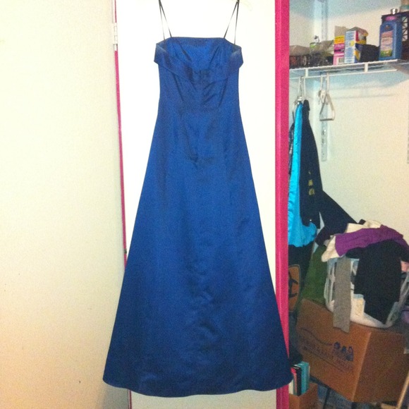Navy blue prom dress - Picture 2 of 2