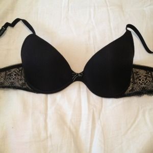 34B Calvin Klein push-up bra