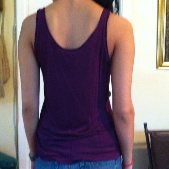 Top - Picture 2 of 2