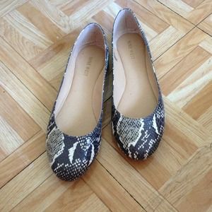 Snakeskin printed ballet flats