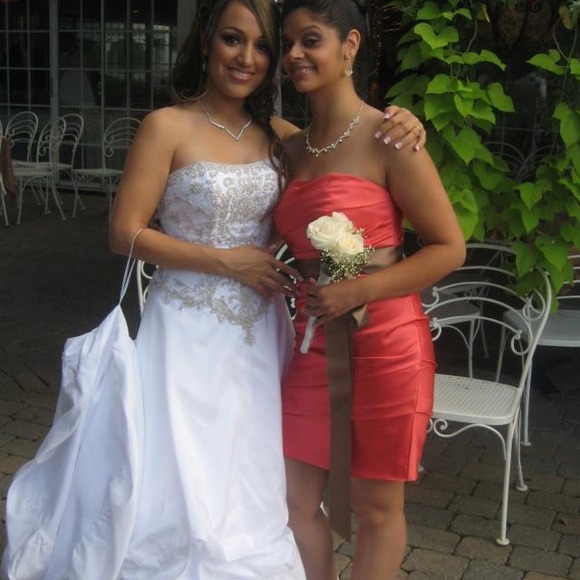 Dress 👗 - Picture 3 of 4