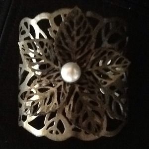 Beautiful Brass & Pearl Flower Cuff Bracelet