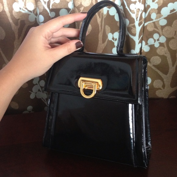 Vintage Patent Leather Handbag - Picture 4 of 4