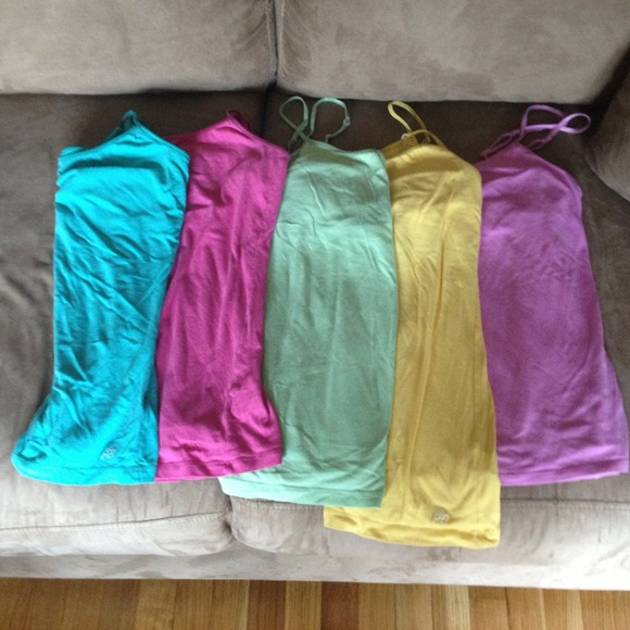 Lot of 4 tank tops( turquoise is sold)
