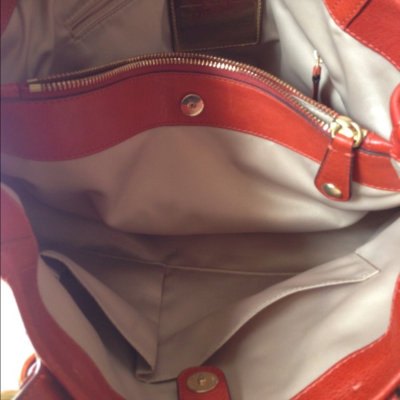 ⬇Reduced⬇ 💯Authentic Brand New Coach purse - Picture 2 of 4