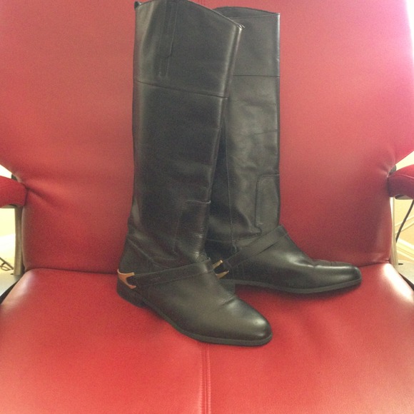 💥SOLD💥Black boots