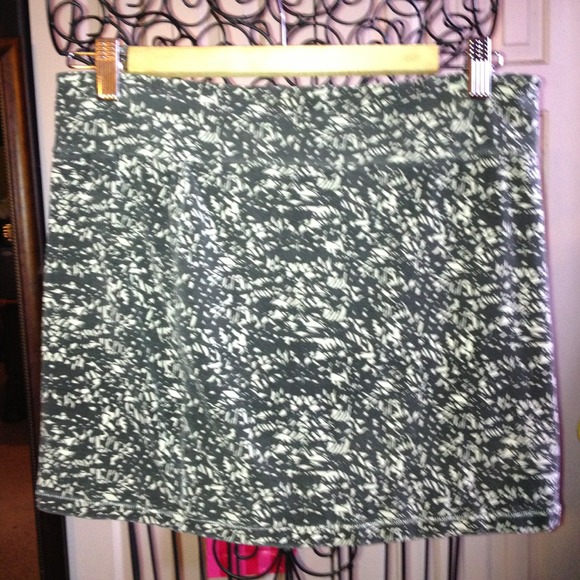 Black and Cream Tube Skirt