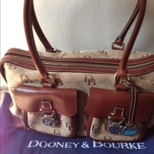 ⬇Reduced⬇ 💯Authentic Brand New Dooney & Burke