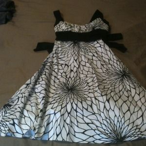 Black and White B.Smart Dress