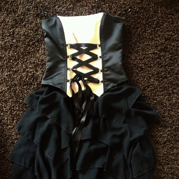 Jessica McClintock pink/black corset dress 2