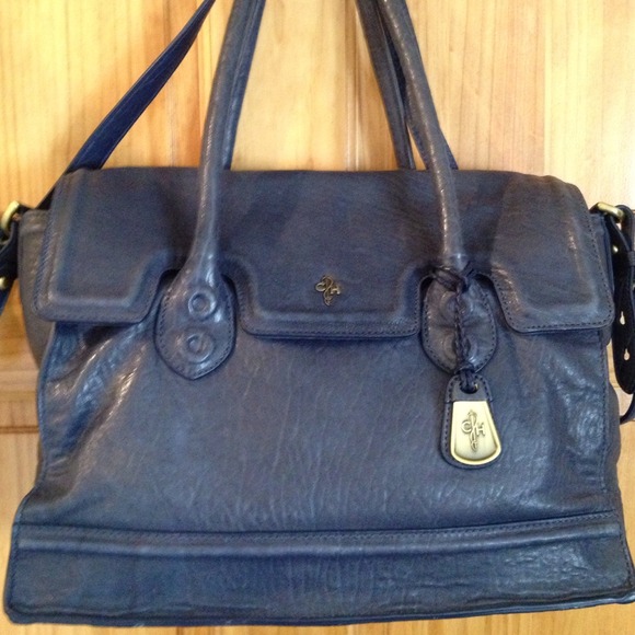 ❌SOLD❌BUNDLE for @cgmunoz COLE HAAN BROOKE TOTE - Picture 2 of 4