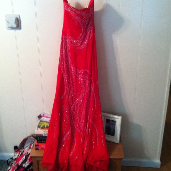 Red beaded prom gown Alyce designs 4 - Picture 1 of 4