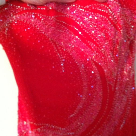 Red beaded prom gown Alyce designs 4 - Picture 2 of 4