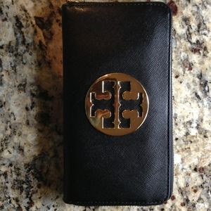 Tory Burch black leather zip wallet