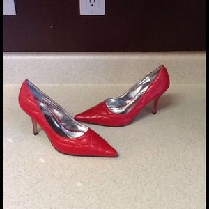 💢💢REDUCED REDUCED💢💢.     🎀Red Pumps🎀