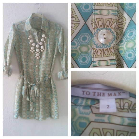 To The Max Dresses & Skirts - To The Max Silk Printed Shirt Dress