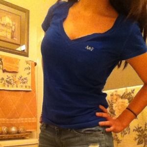 💋Sold💋Abercrombie & Fitch VNeck