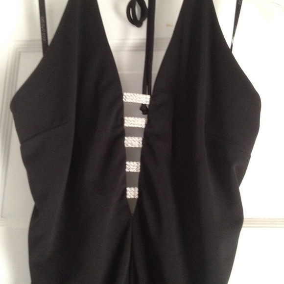 Gorgeous black dress - Picture 2 of 4