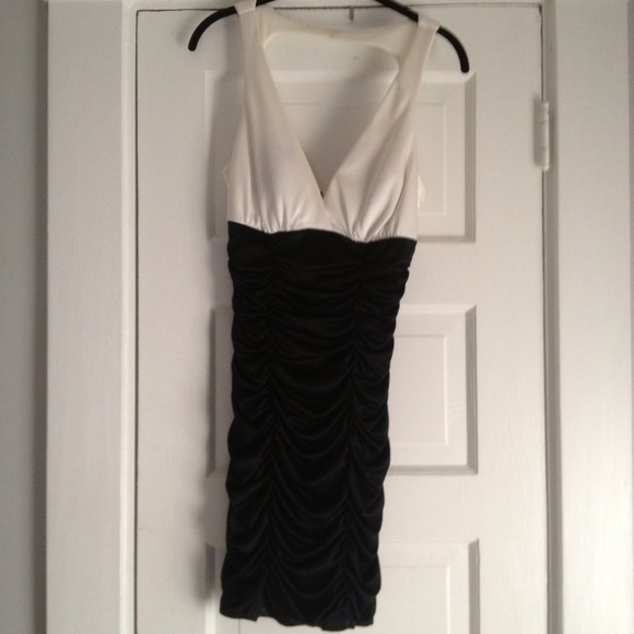 Black and ivory fitted dress