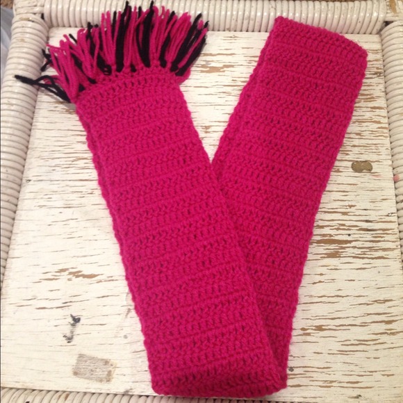 Scarf and beanie bundle!