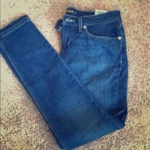 Blue Levi's Skinny Jeans 🙌✨