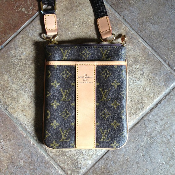 Cross over body bag