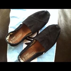 Women's Black toms