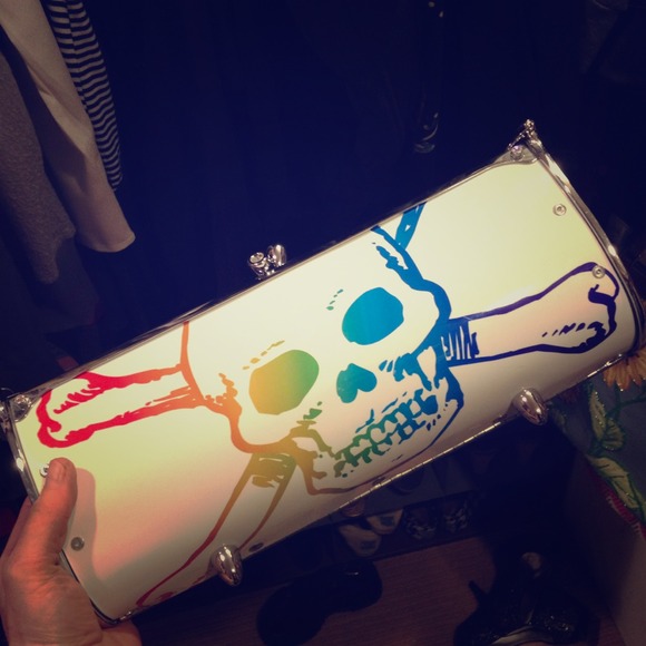 License plate skull purse