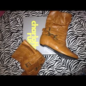 🎀Cute tan boots and shirt bundle