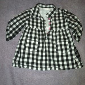 Black/white checked 1/4 sleeve top w/ pink buttons