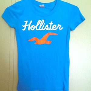 Hollister T-Shirt