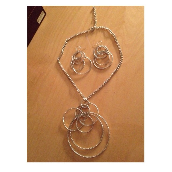 Necklace and earrings