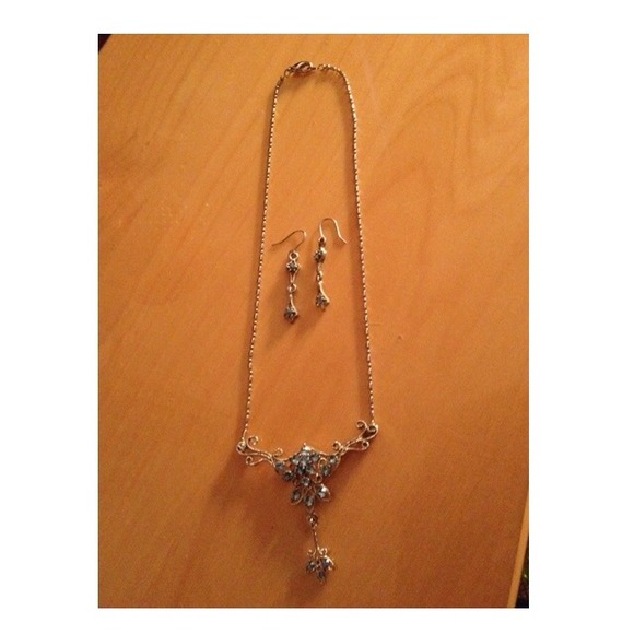 Necklace and earrings